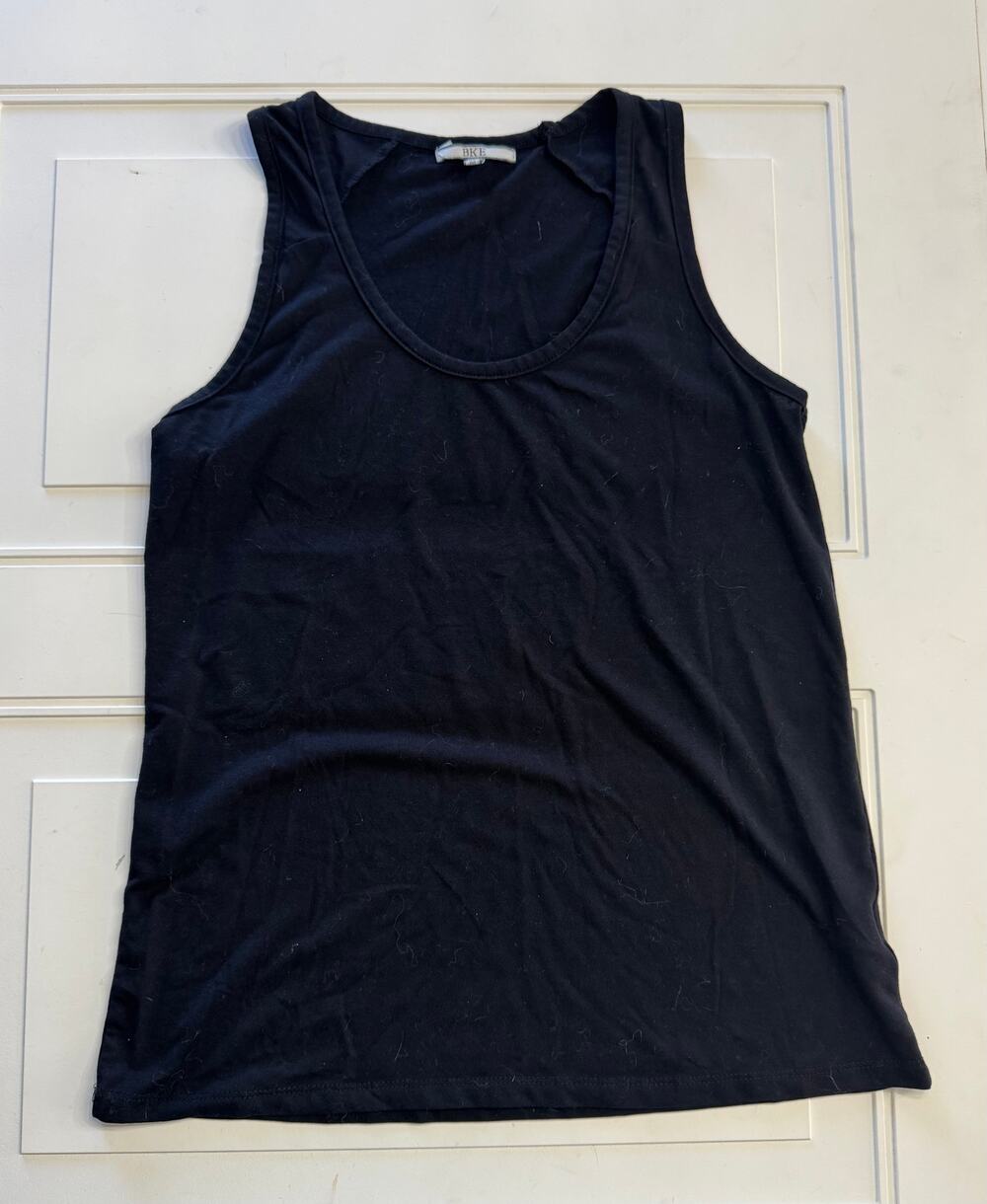 BKE Buckle Womens Sz M Active Tank Top Black Casual Workout Shirt
